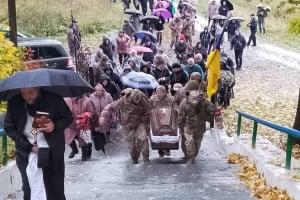 У Судилківській громаді попрощалися із Захисником Ігорем Мовчаном: оголошено триденну жалобу