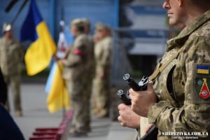 У бою за Україну загинув ще один хоробрий захисник: у Шепетівці прощались із Юрієм Кузьминчуком