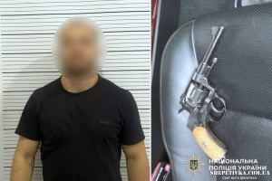 Поліцейські затримали чоловіка, який влаштував стрілянину
