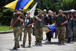 Шепетівська громада провела в останній земний шлях Захисника Андрія Вільбіцького
