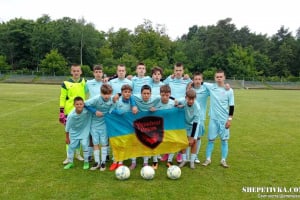 Шепетівські футболісти здобули бронзу чемпіонату ДЮФЛ U-15 сезону 2024-2025