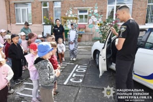 «Пригоди Зебрика: безпечна подорож»: для вихованців дитсадка «Барвінок» провели інтерактивний урок з ПДР