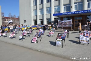 У Полонному відкрили електронну книгу Пам’яті та Надії та провели акцію на підтримку полонених