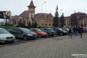Із Шепетівки до Ужгорода курсуватиме додатковий поїзд