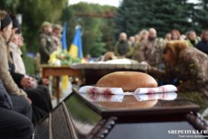 Захищав Батьківщину навіть після полону: Шепетівка провела у засвіти Олега Савчука