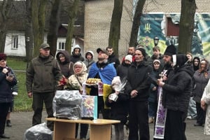 19 місяців неволі позаду: Грицівська громада зустріла визволеного з полону захисника Сергія Зінченка