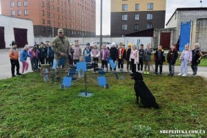 На Шепетівщині школярі відвідали поліцейський кінологічний центр