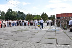 У Шепетівці відзначили 35-ту річницю Незалежності України: квіти Кобзареві та нагородження кращих