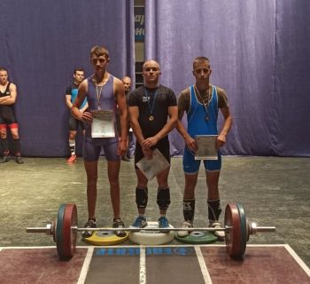 Шепетівські важкоатлети здобули три "золота" чемпіонату Хмельниччини