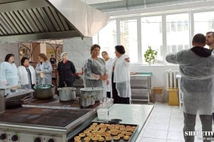 Благодійники перевіряли як використали їх 11 млн грн у освітніх закладах Шепетівки