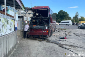 На Хмельниччині у ДТП втрапив автобус зі школярами: травмувалось 7 дітей та один дорослий