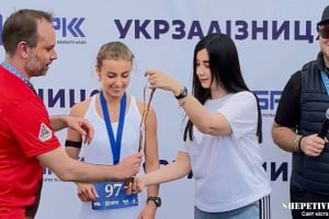 Шепетівчани бігали та збирали кошти постраждалим від війни залізничникам
