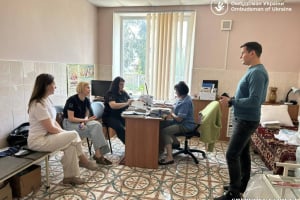 У Шепетівському територіальному центрі соціального обслуговування виявили порушення прав підопічних