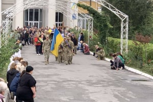 У Славуті попрощалися з 52-річним Захисником Сергієм Пономарьовим, який загинув на Сумщині