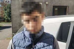 «Донька потрапила у ДТП»: судитимуть підлітка, який видурив у пенсіонерки 15 тисяч доларів США