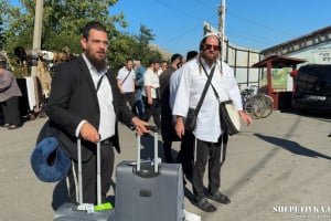 Посилена поліція та сотні гостей: Меджибіж приймає паломників-хасидів перед Рош га-Шана