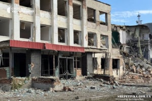 Начальник Хмельницької ОВА показав наслідки ворожої атаки по Волочиську