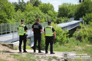 Аварійний міст та понад 4 млн грн збитків: у Нетішині викрито посадовця міськради та інженера