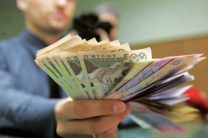 Батько ухилявся від утримання сина, але після його загибелі на війні претендував на гроші