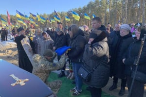 З Миколаєва — за коханням, зі Славути — на фронт: у засвіти провели Мерінова Володимира