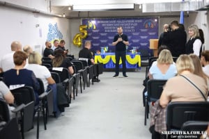 Сергій Тюрін відвідав Нетішинський академічний ліцей, який цьогоріч відзначає 45-річчя