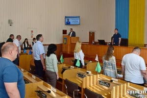 Сесія міськради: Почесні звання загиблим Захисникам, відпочинок дітей із Харківщини, ворота для пожежників