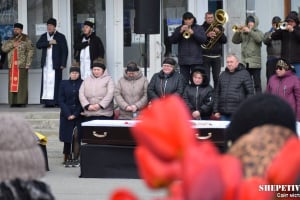 У Шепетівці провели в останню земну дорогу зв’язківця Віктора Каширіна
