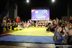 920 учасників та 16 областей: шепетівчани у Хмельницькому встановили нову планку для чемпіонатів із чирлідингу
