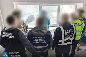 За 6000 доларів «знаходили хворих родичів» щоб перетнути кордон
