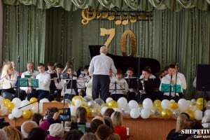 Сім десятиліть гармонії: Шепетівська музична школа відсвяткувала 70-річний ювілей