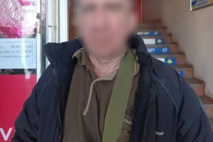 Побив пенсіонерку заради 4,5 тисячі гривень: в Ізяславі судитимуть зухвалого розбійника