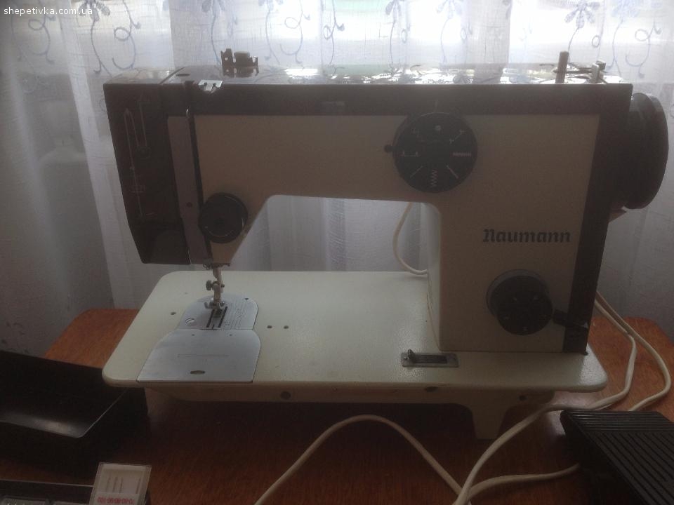 Продам швейну машину "Naumann"