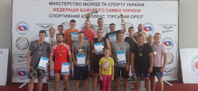 Шепетівчани повернулись з нагородами із Кубку України з бойового самбо