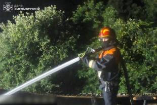 На Шепетівщині горів житловий будинок (відео)