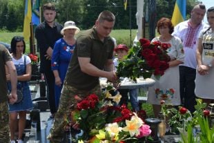 До п&#039;ятої річниці загибелі Ігоря Ляшенка зібрались рідні, близькі та бойові побратими