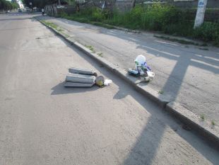 Вандали знову трощили смітники у Шепетівці