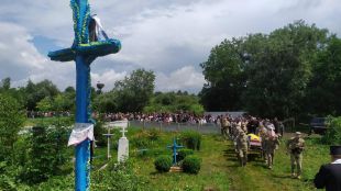 У селі Білокриниччя попрощалися з воїном-захисником Дударем Павлом Миколайовичем