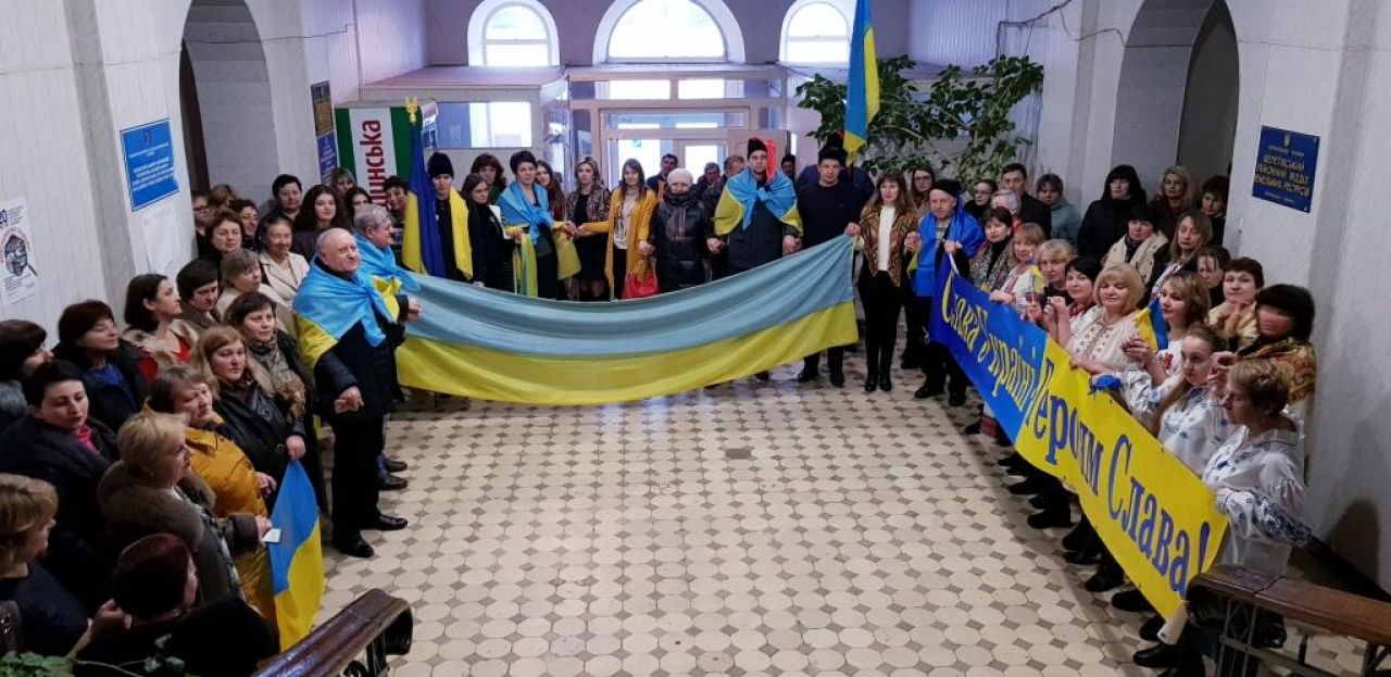 Шепетівщина долучилася до всеукраїнського флешмобу "Мости єднання"
