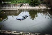У Хмельницькому в «заплив» пішов легковий автомобіль
