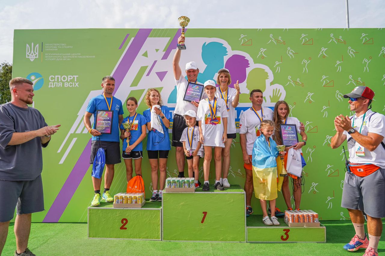 Сім’ю з Шепетівщини вкотре визнали найспортивнішою в Україні