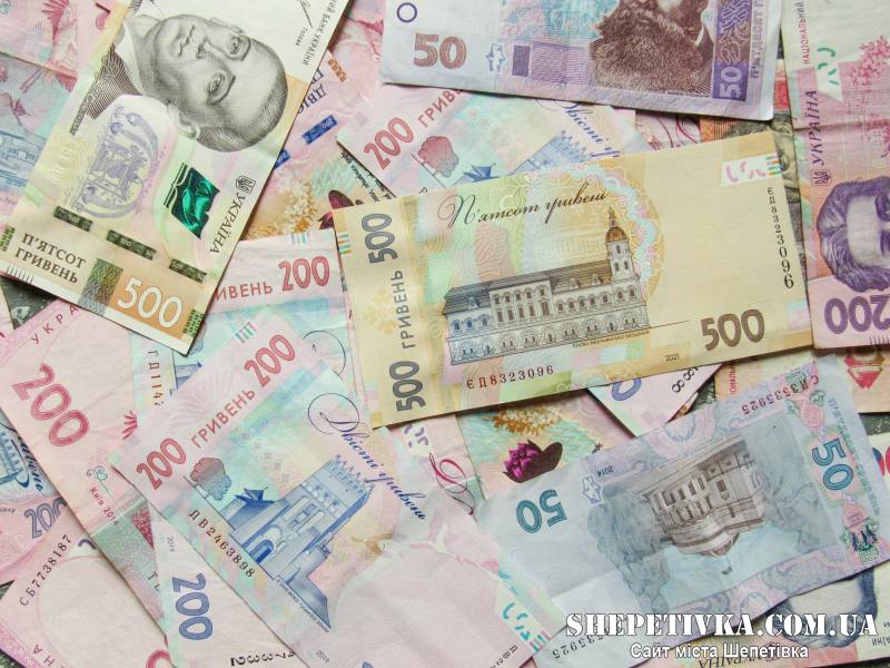 В Україні поменшало фальшивих грошей: що підробляють найчастіше