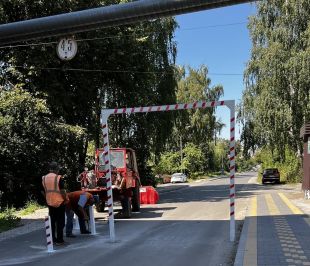 Після обурення містян щодо арки на вулиці Дзявульского, влада через добу таки "здалась"