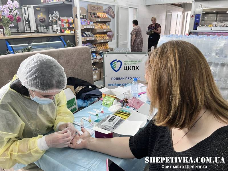 Тиждень тестування на віруси: у Шепетівці та Судилкові розгорнули мобільні медичні пункти