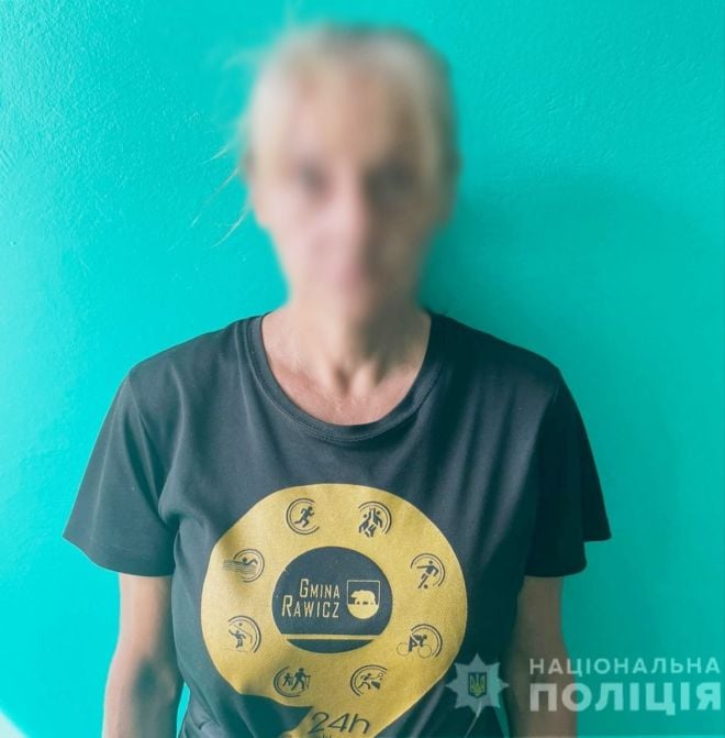 На Шепетівщині 54-річна жінка обікрала сусідку по квартирі