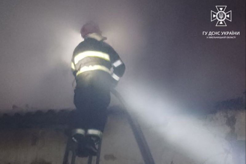 Грицівські рятувальники з місцевою пожежною командою гасили житловий будинок