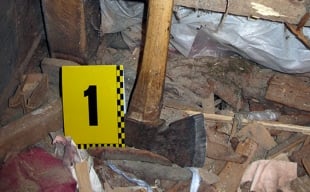 Закопав тіло у власному хліві (фото+відео)