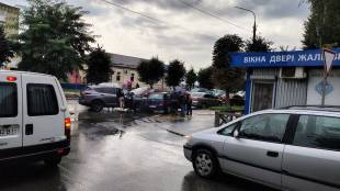 На перехресті вулиць Дзявульського та Героїв Небесної Сотні зіткнулись автомобілі