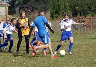 У селі Вишневому відбувся футбольний врожайний фестиваль
