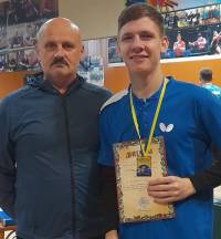 Параспортсмен зі Славути та його тренер отримали стипендію президента України