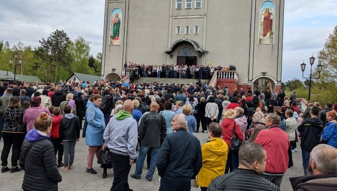 Більшість шепетівчан підтримали перехід до ПЦУ Свято-Михайлівського кафедрального собору